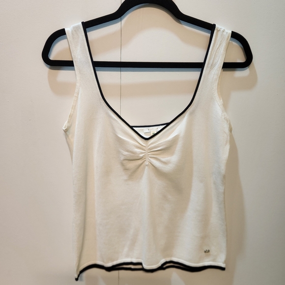 Escada Tops - Escada Tank Size M